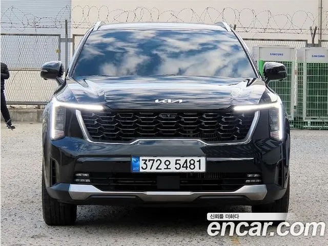 Kia Sorento — фото 1