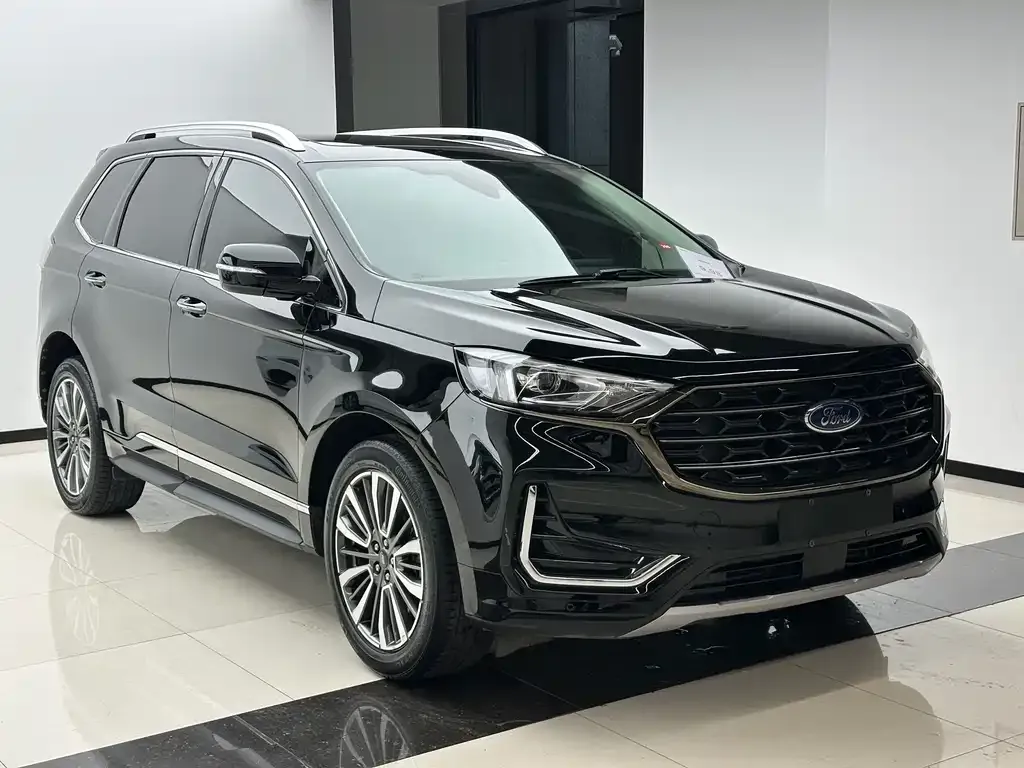 Ford Edge — фото 6