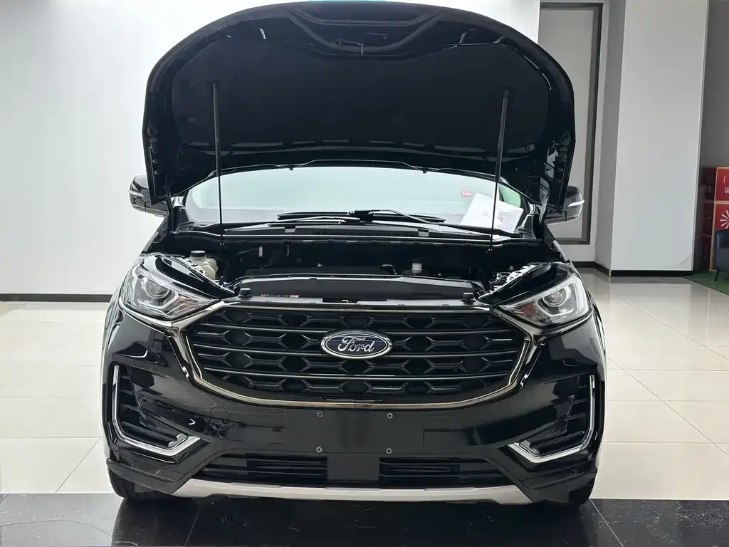 Ford Edge — фото 5
