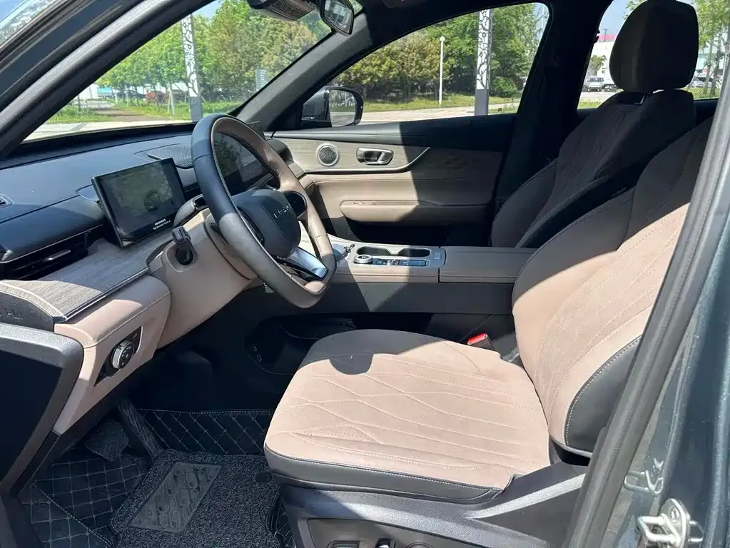 Chery Tiggo 8 PLUS — фото 2