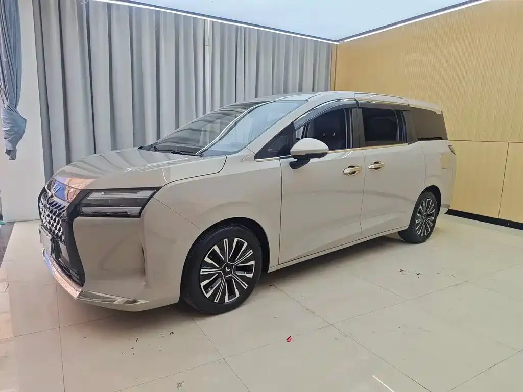 Wuling Xingguang 730 New Energy — фото 8