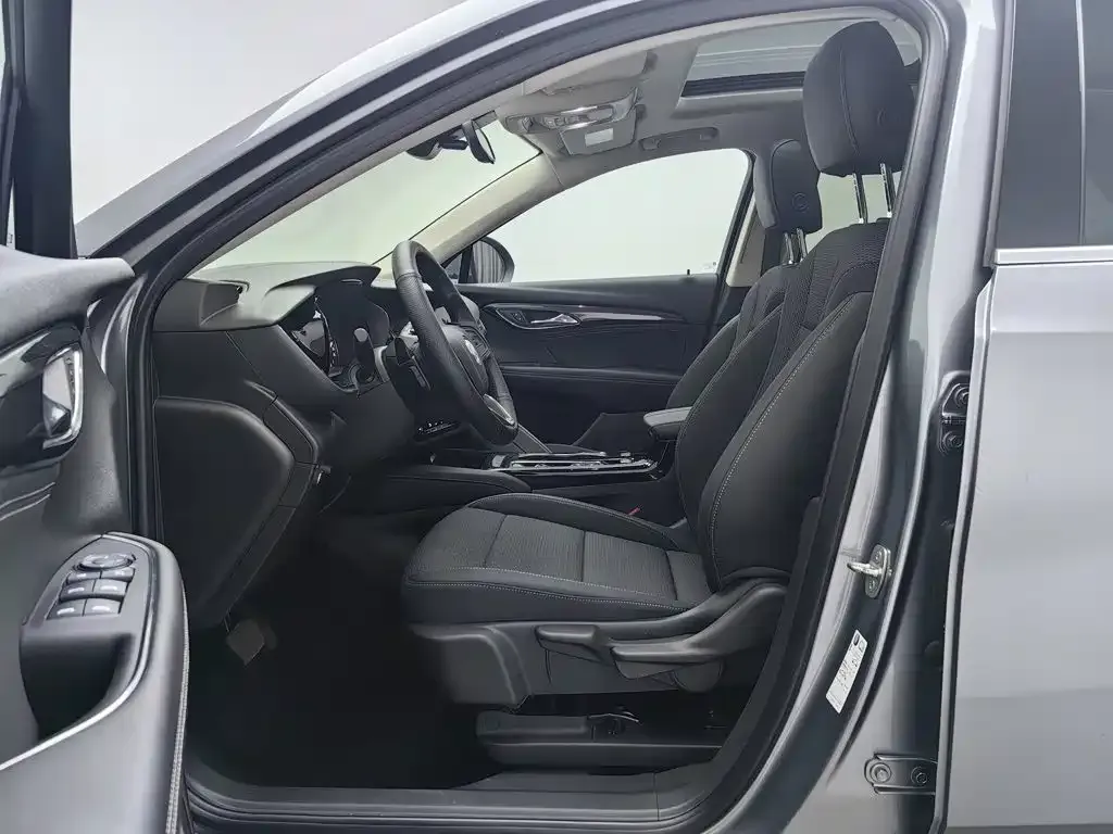 Buick Envision S — фото 8