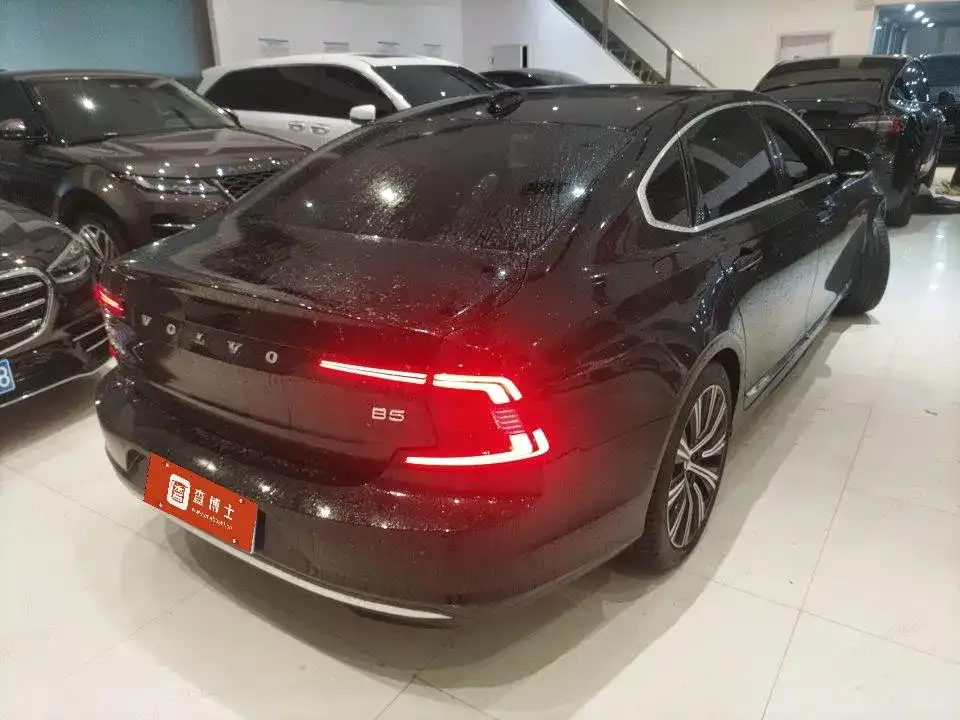 Volvo S90 — фото 6