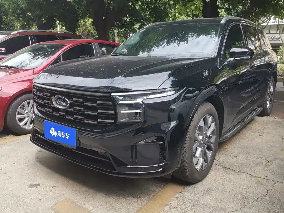 Ford Edge — фото 1
