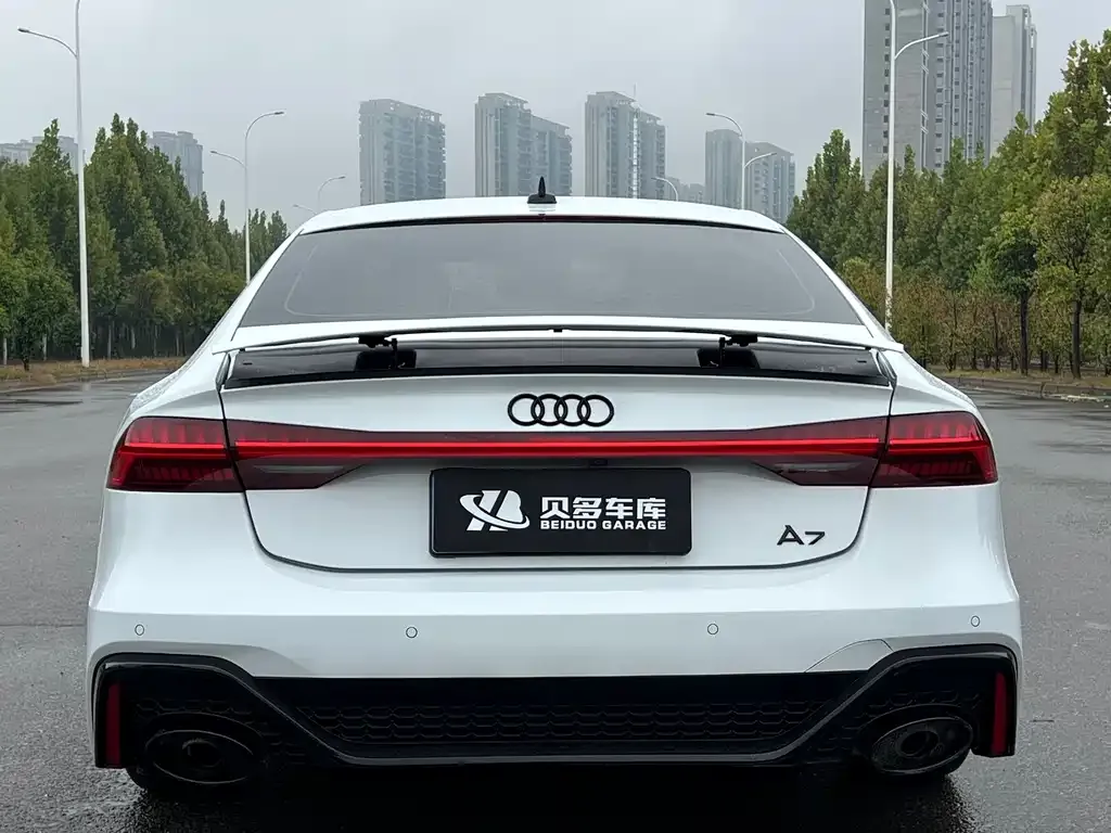 Audi A7 — фото 5