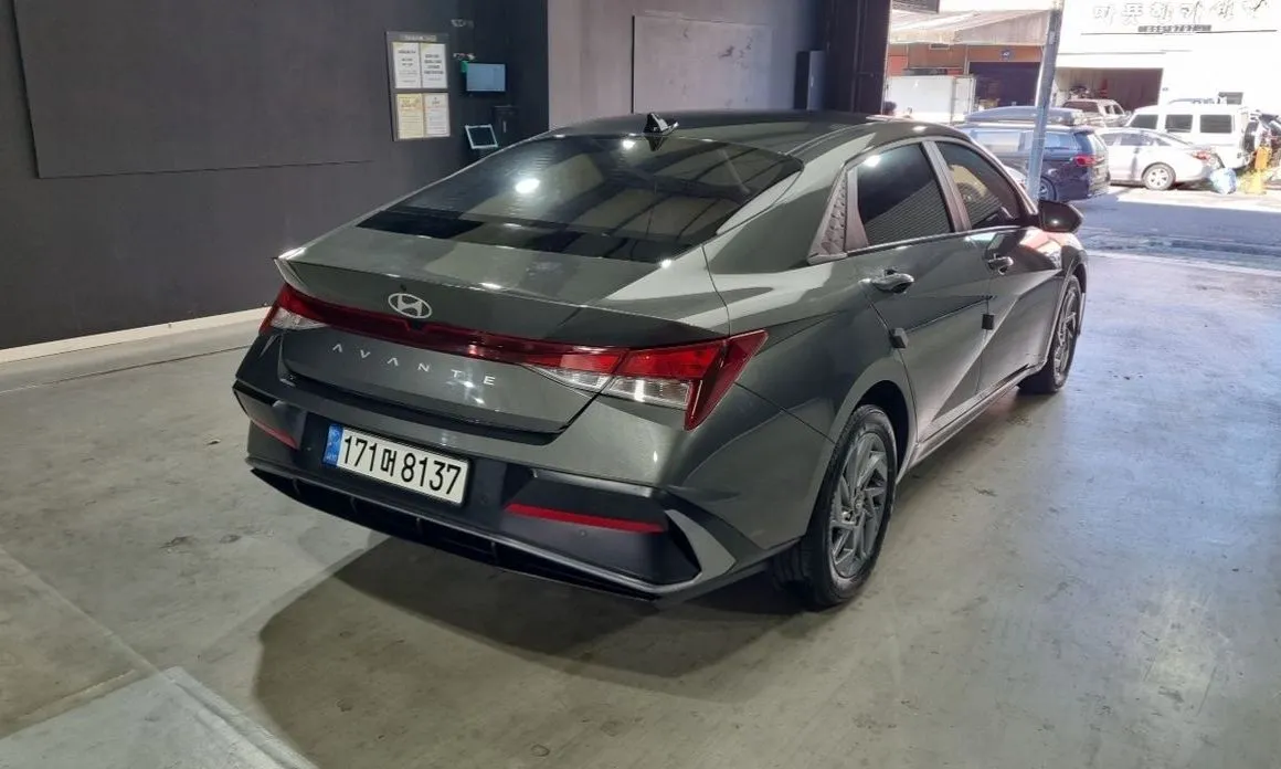 Hyundai AVANTE — фото 3