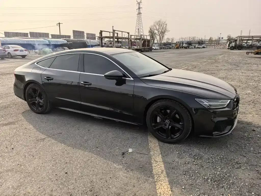 Audi A7 — фото 8