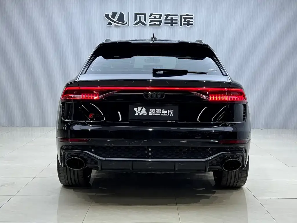 Audi RS Q8 — фото 4