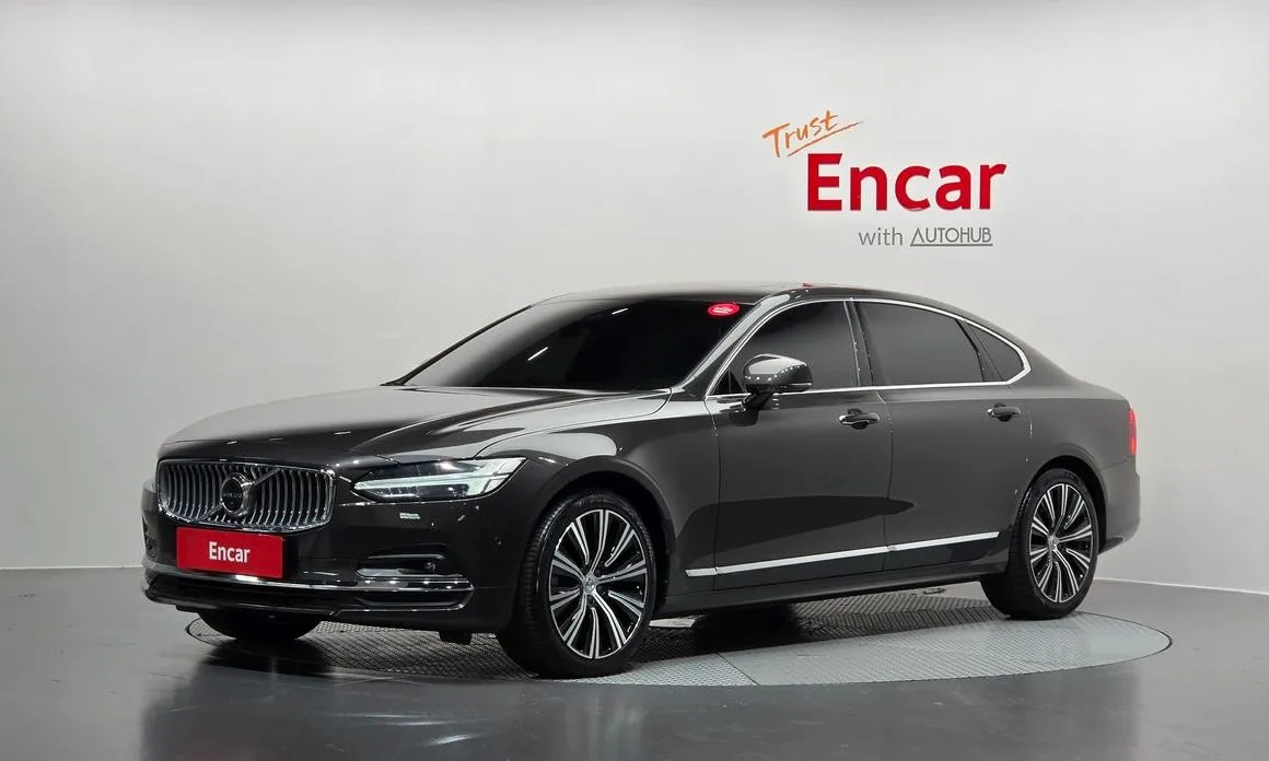 Volvo S90 — фото 1