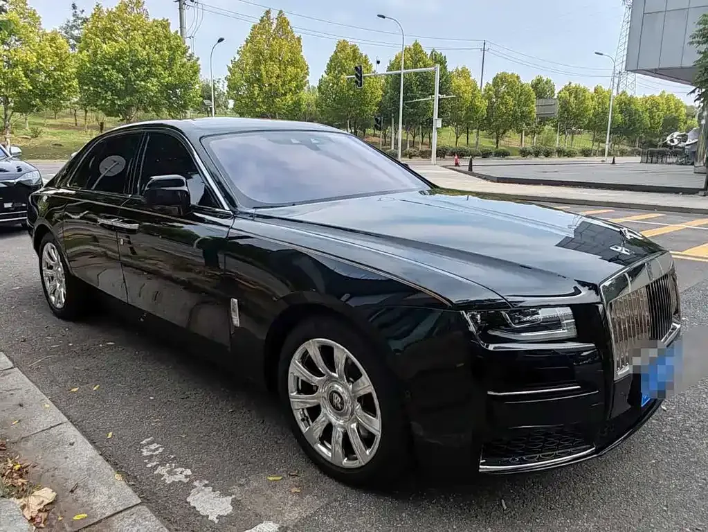 Rolls-Royce Ghost — фото 10