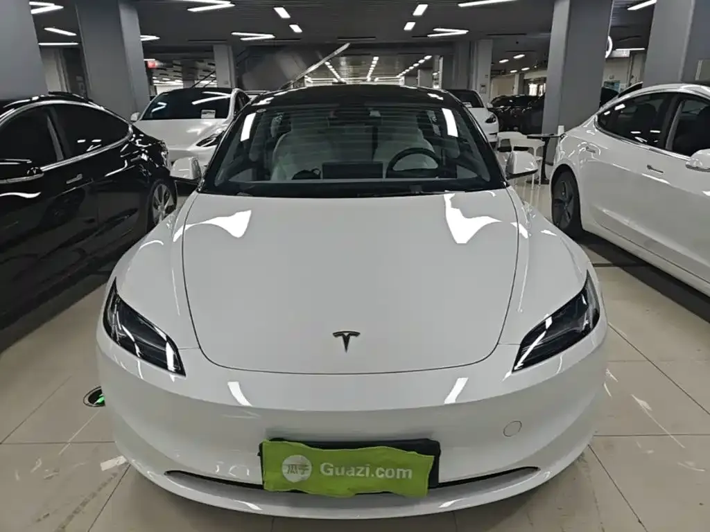 Tesla Model 3 — фото 5