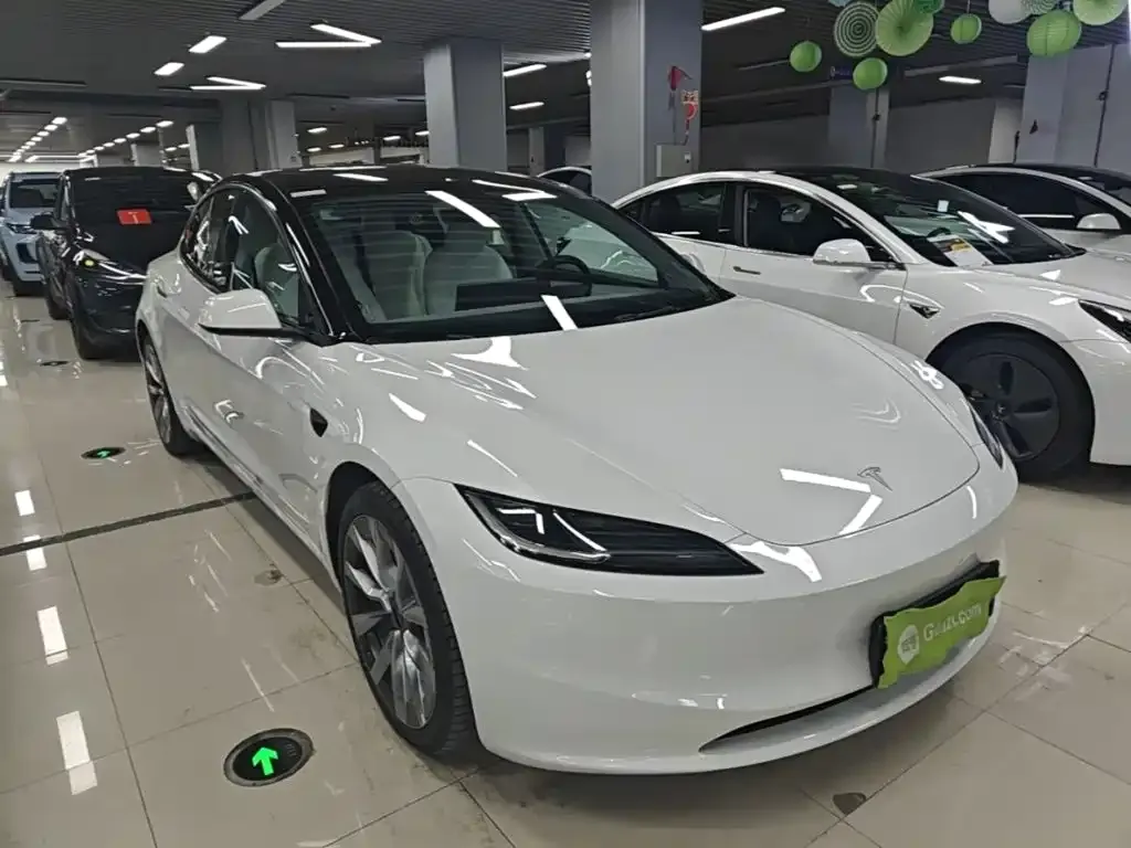 Tesla Model 3 — фото 6