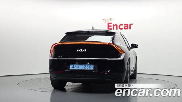 Kia EV6 — фото 3