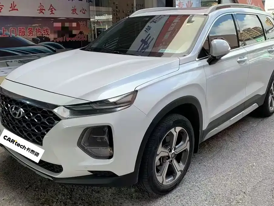 Hyundai Santa Fe — фото 1