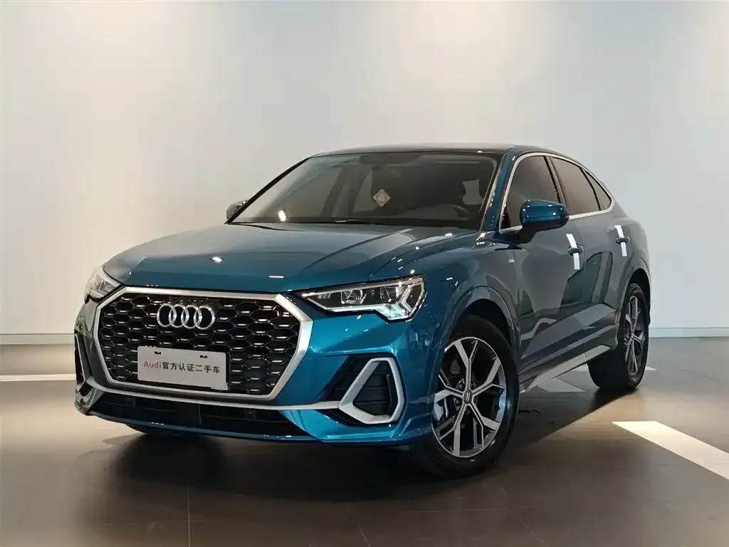 Audi Q3 Sportback — фото 1