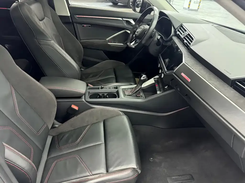 Audi Q3 Sportback — фото 3