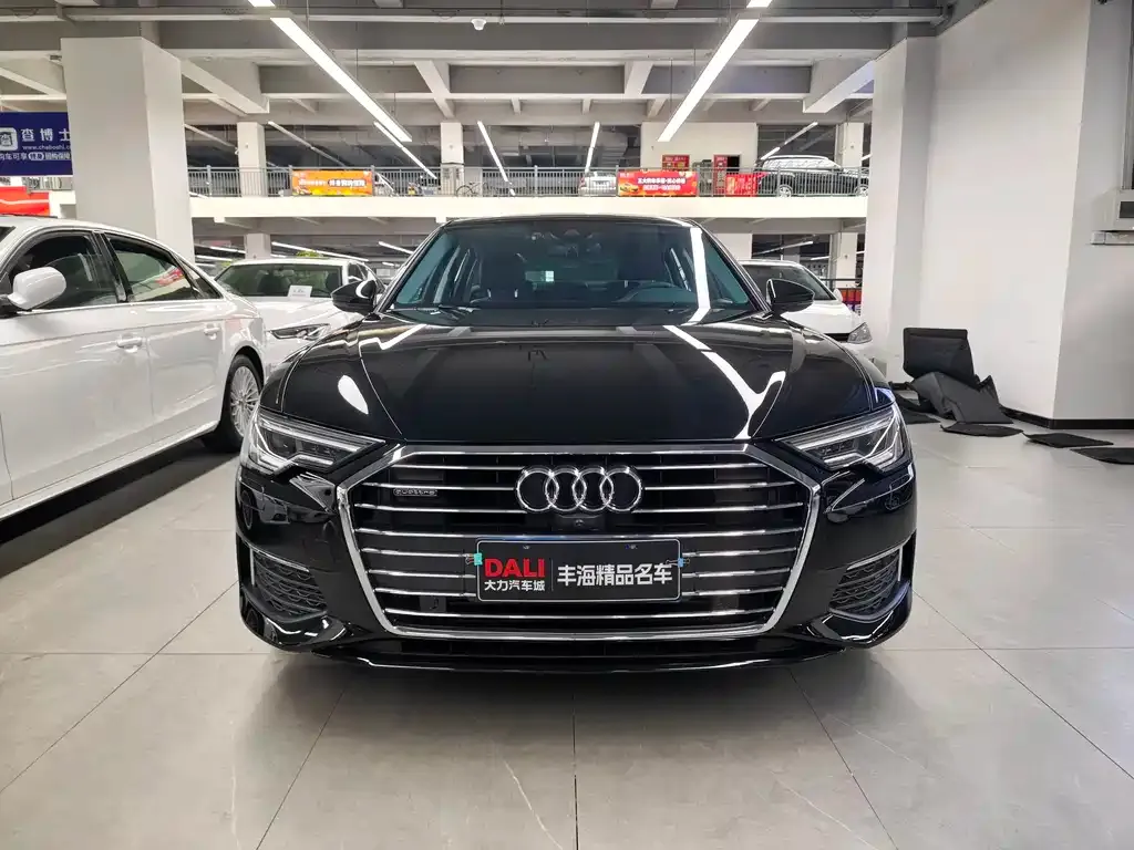 Audi A6L — фото 7