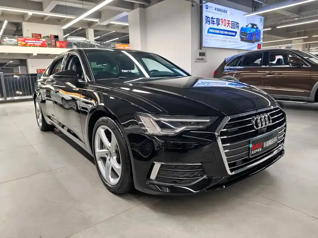 Audi A6L — фото 9