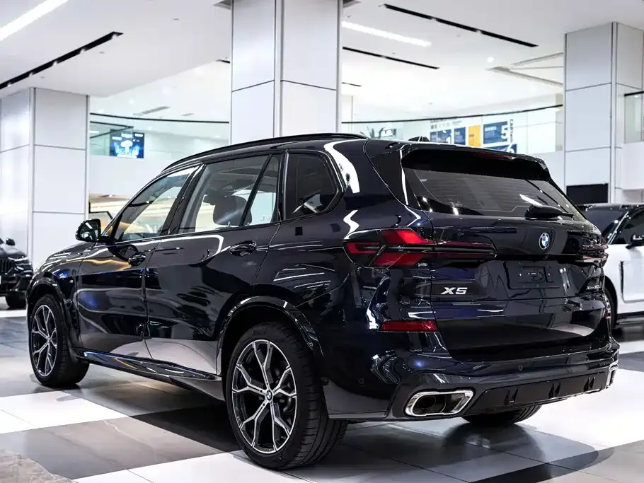 BMW X5 — фото 7