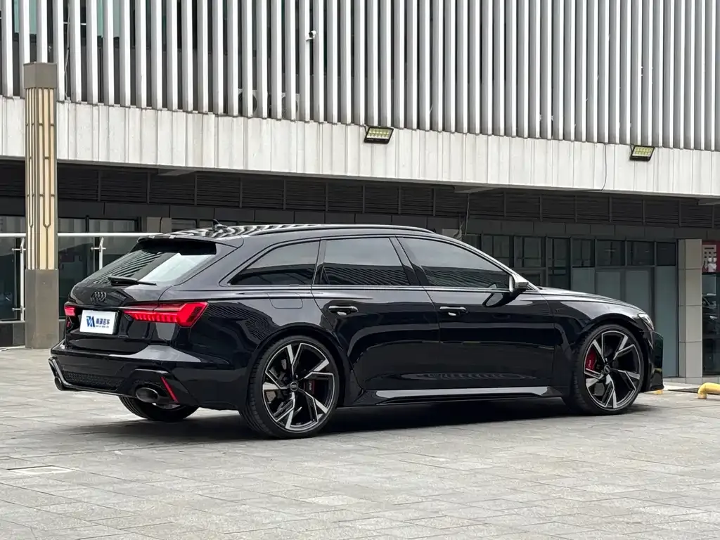 Audi RS 6 — фото 8