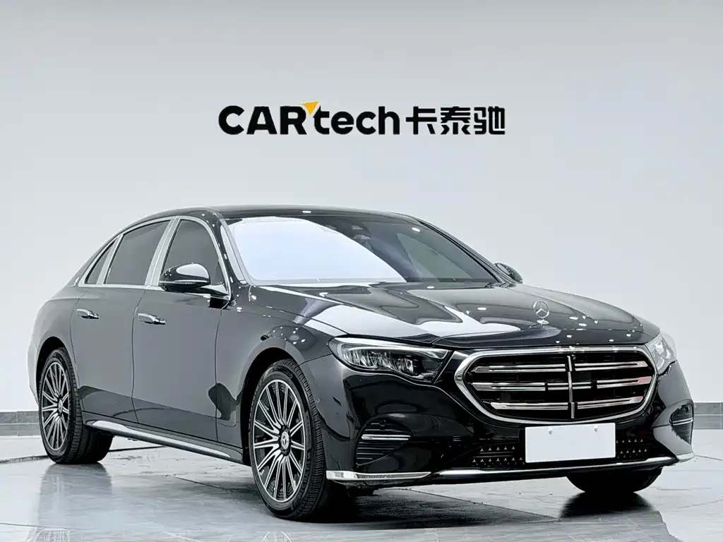Mercedes-Benz E-Class — фото 10