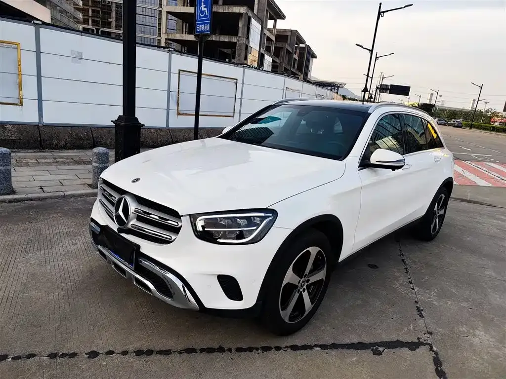 Mercedes-Benz GLC — фото 1