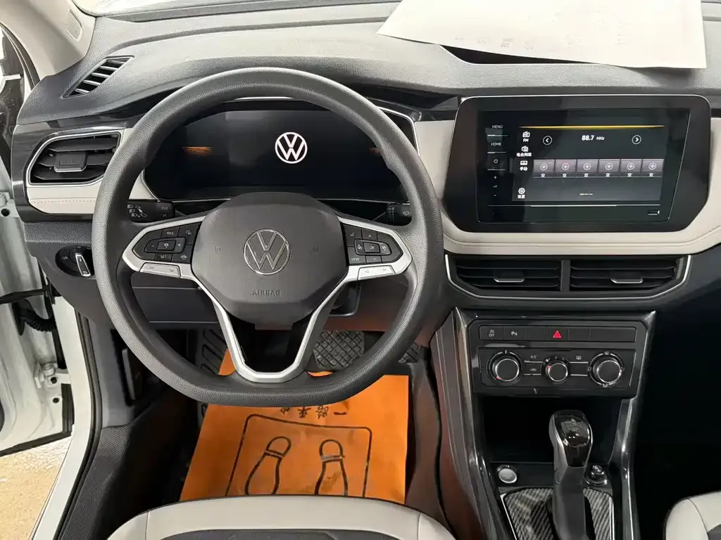Volkswagen Tharu — фото 3
