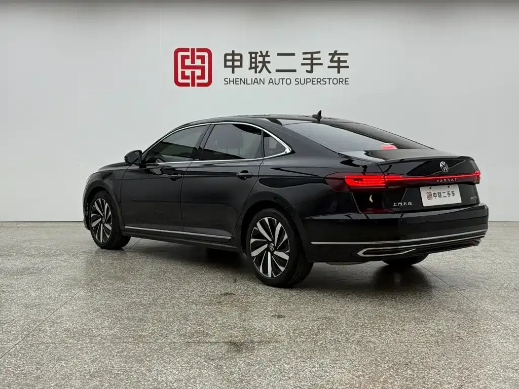 Volkswagen Passat — фото 4