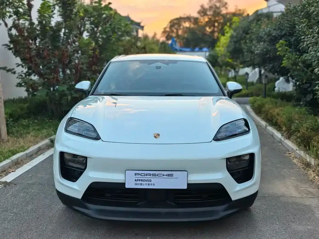 Porsche Macan EV — фото 9