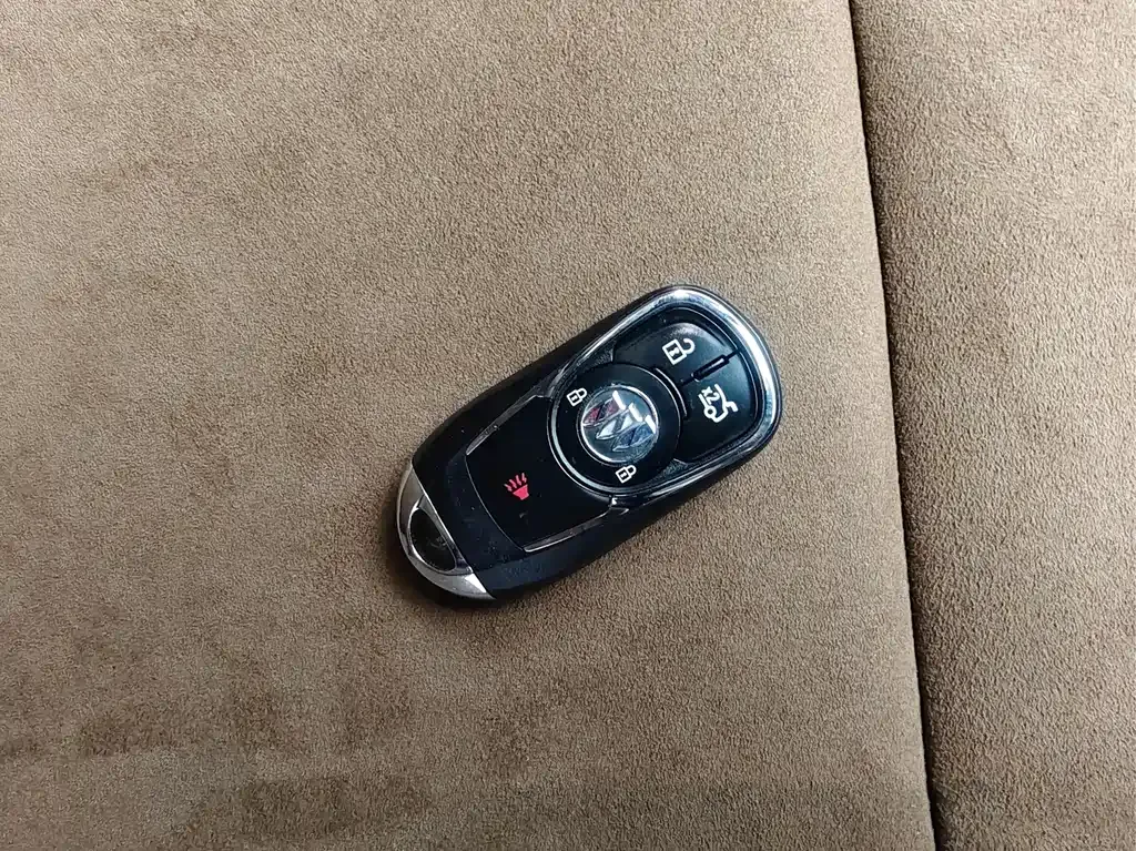 Buick Regal — фото 10