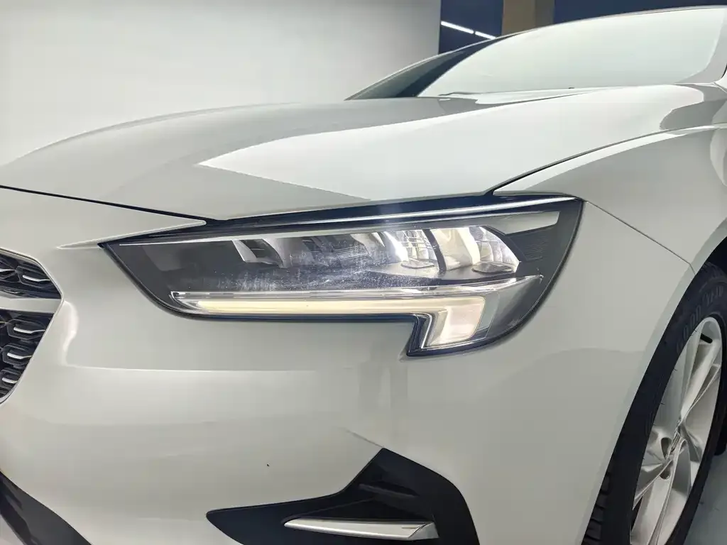 Buick Regal — фото 3