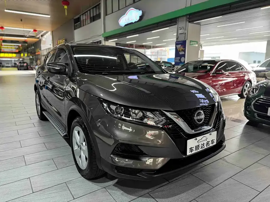Nissan Qashqai — фото 8