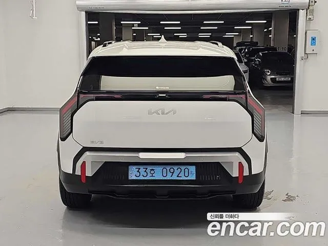 Kia EV3 — фото 3