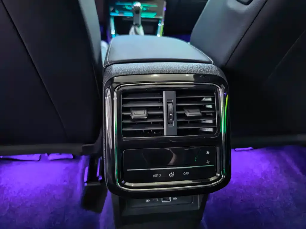 Volkswagen Passat — фото 9