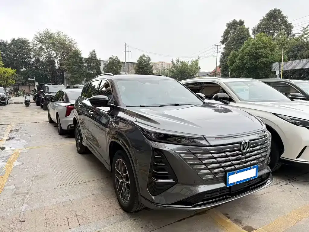 Changan CS75 PLUS — фото 8