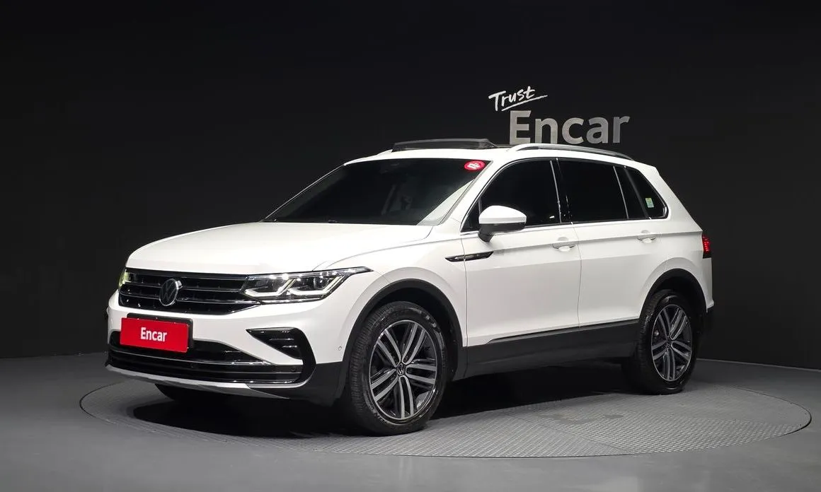 Volkswagen Tiguan — фото 1