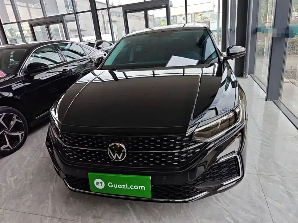 Volkswagen Passat — фото 9