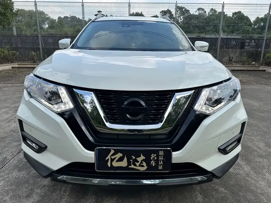 Nissan X-Trail — фото 2
