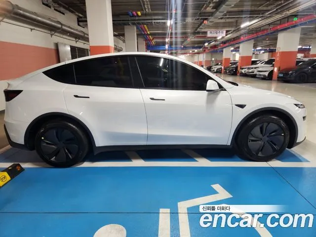 Tesla Model Y — фото 2