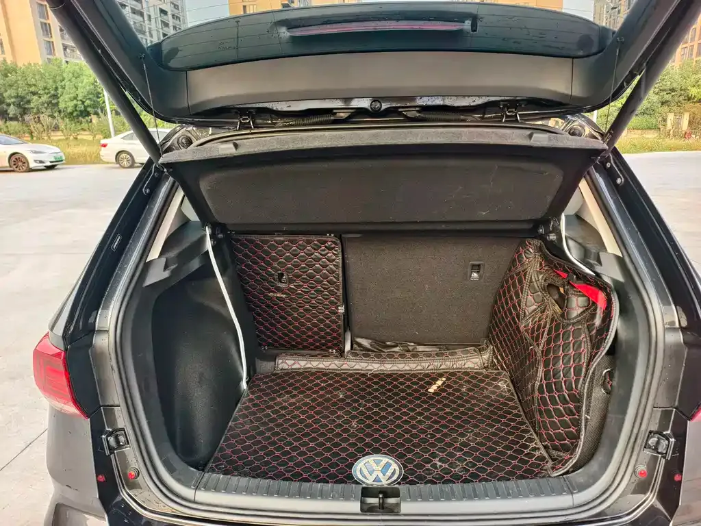 Volkswagen Tharu — фото 7
