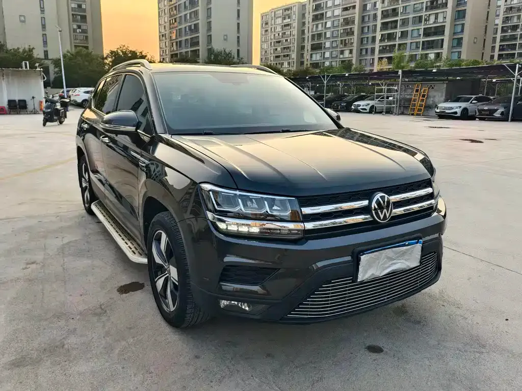 Volkswagen Tharu — фото 2