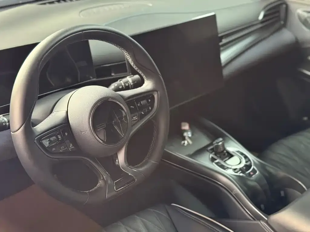 BYD Seal — фото 2