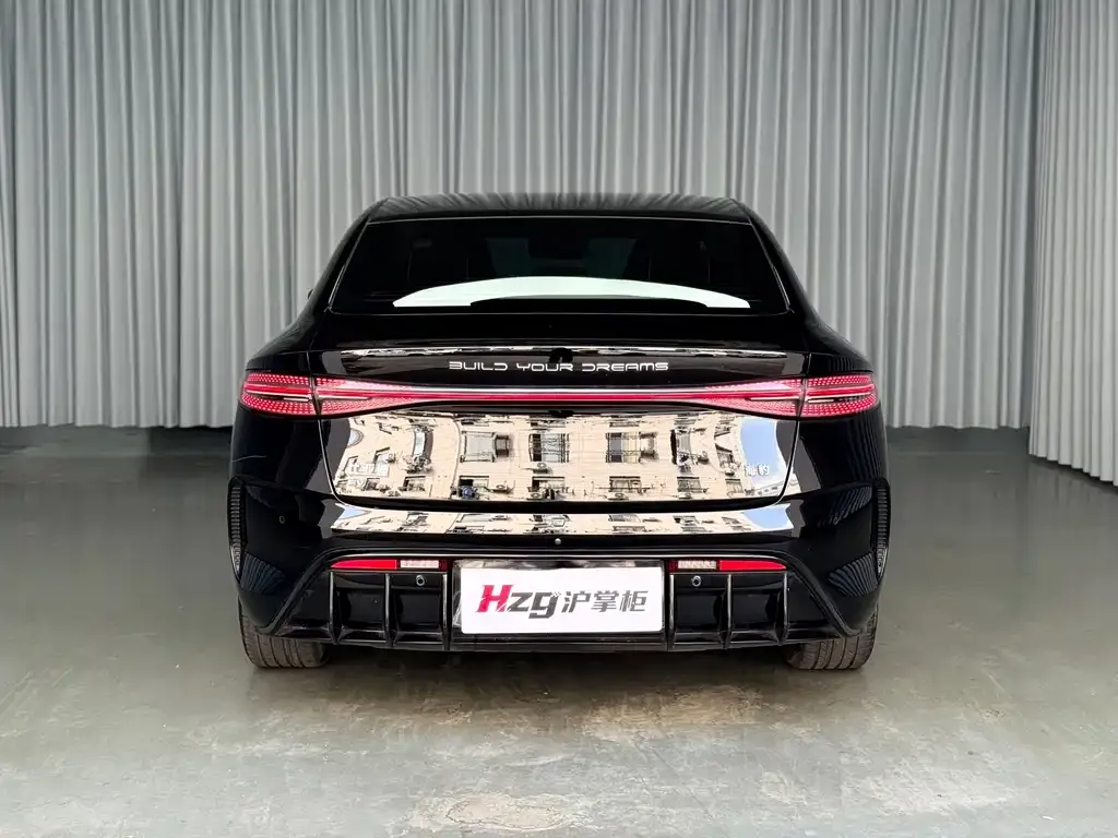 BYD Seal — фото 8