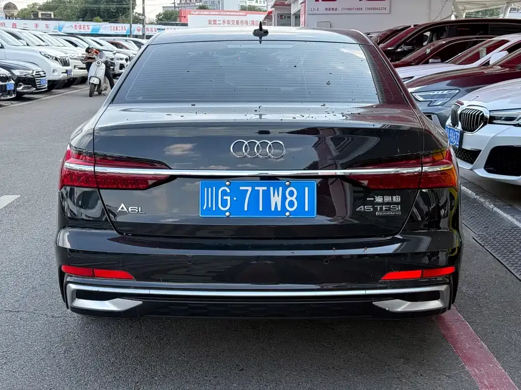 Audi A6L — фото 5