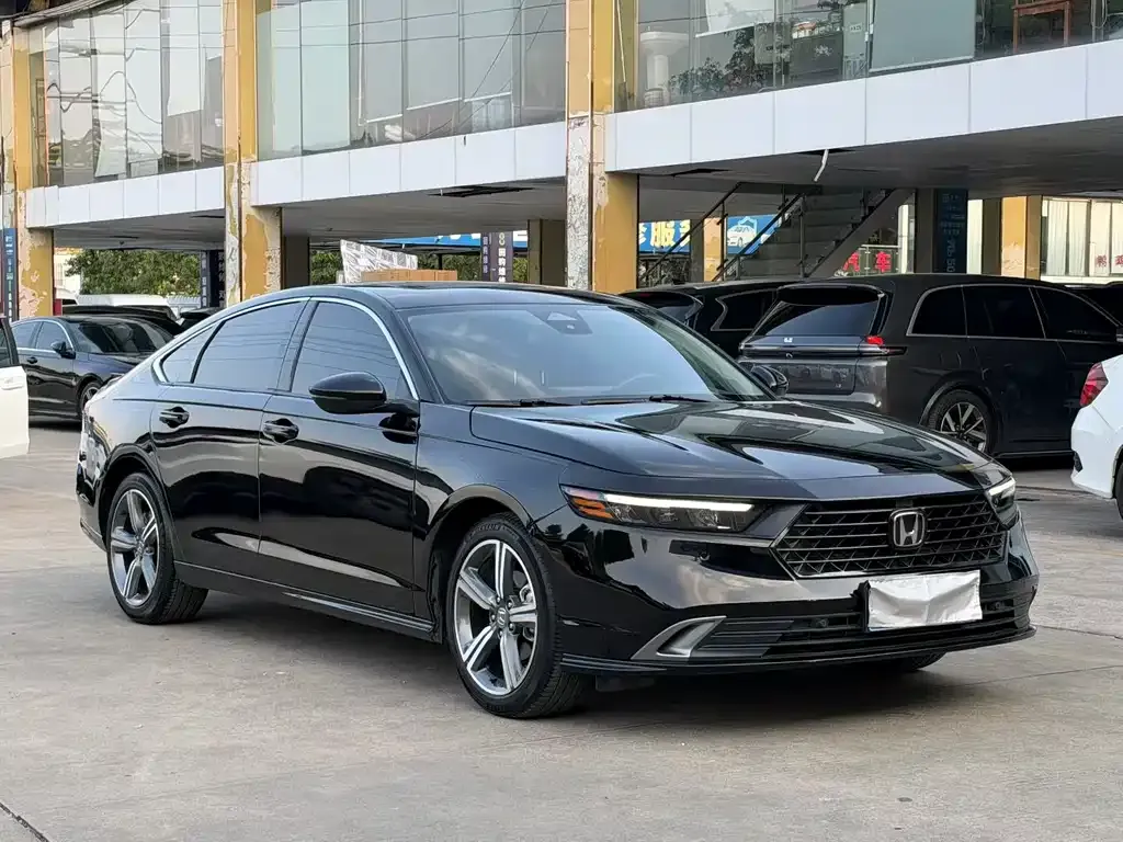 Honda Accord — фото 6