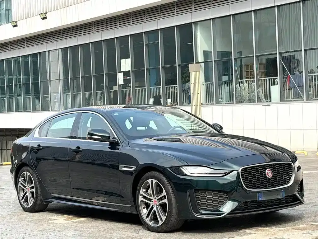 Jaguar XEL — фото 8