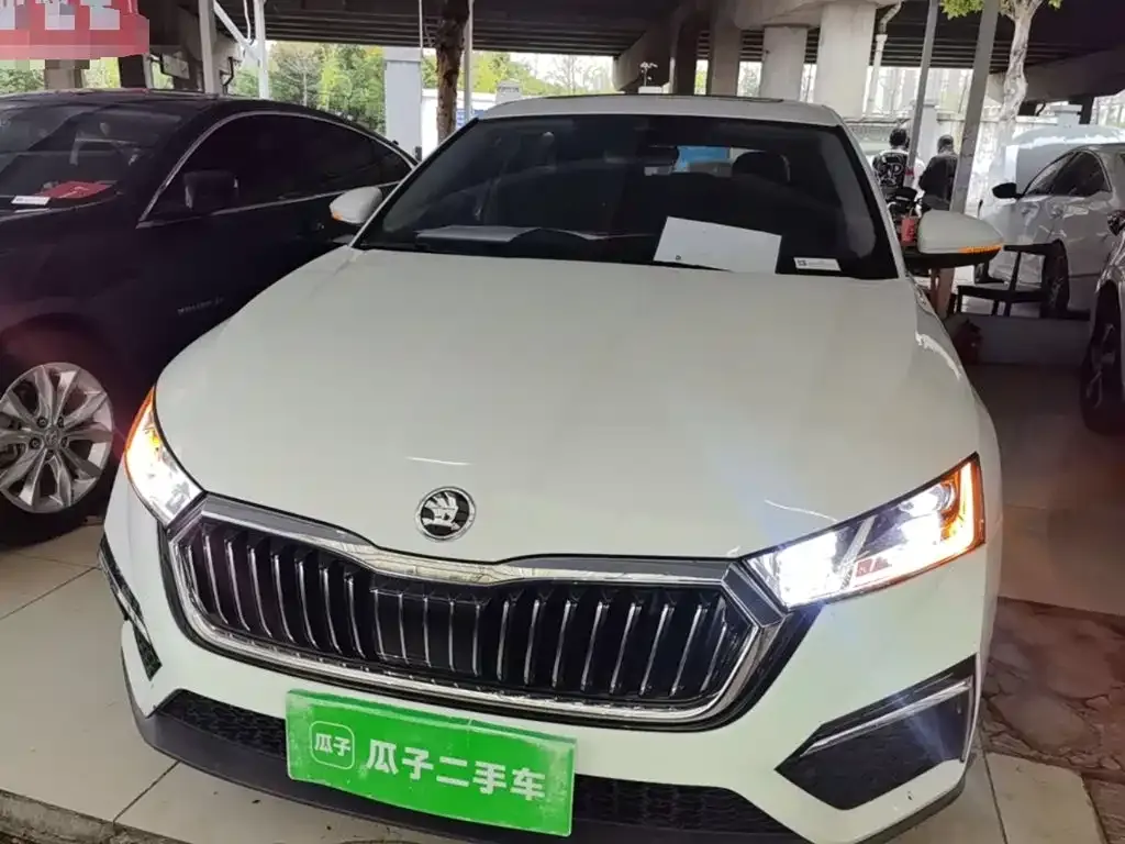 Skoda Octavia — фото 10