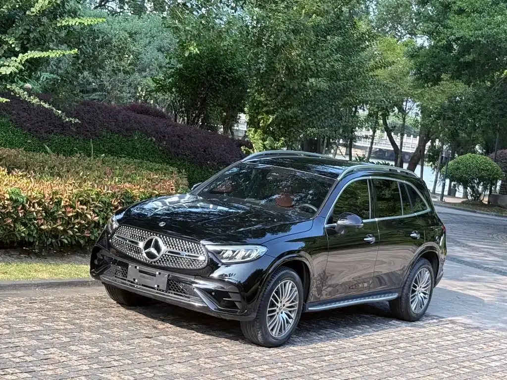 Mercedes-Benz GLC — фото 1