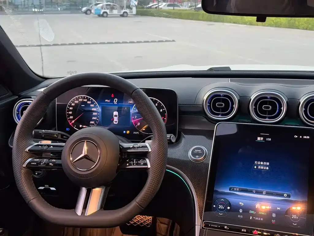Mercedes-Benz C-Class — фото 10