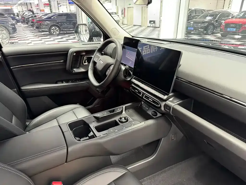Haval Big Dog PLUS New Energy — фото 2